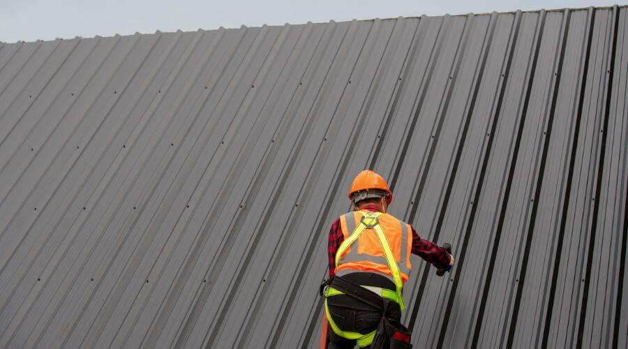 Professional Flat Roofing Installation in Flora, LA